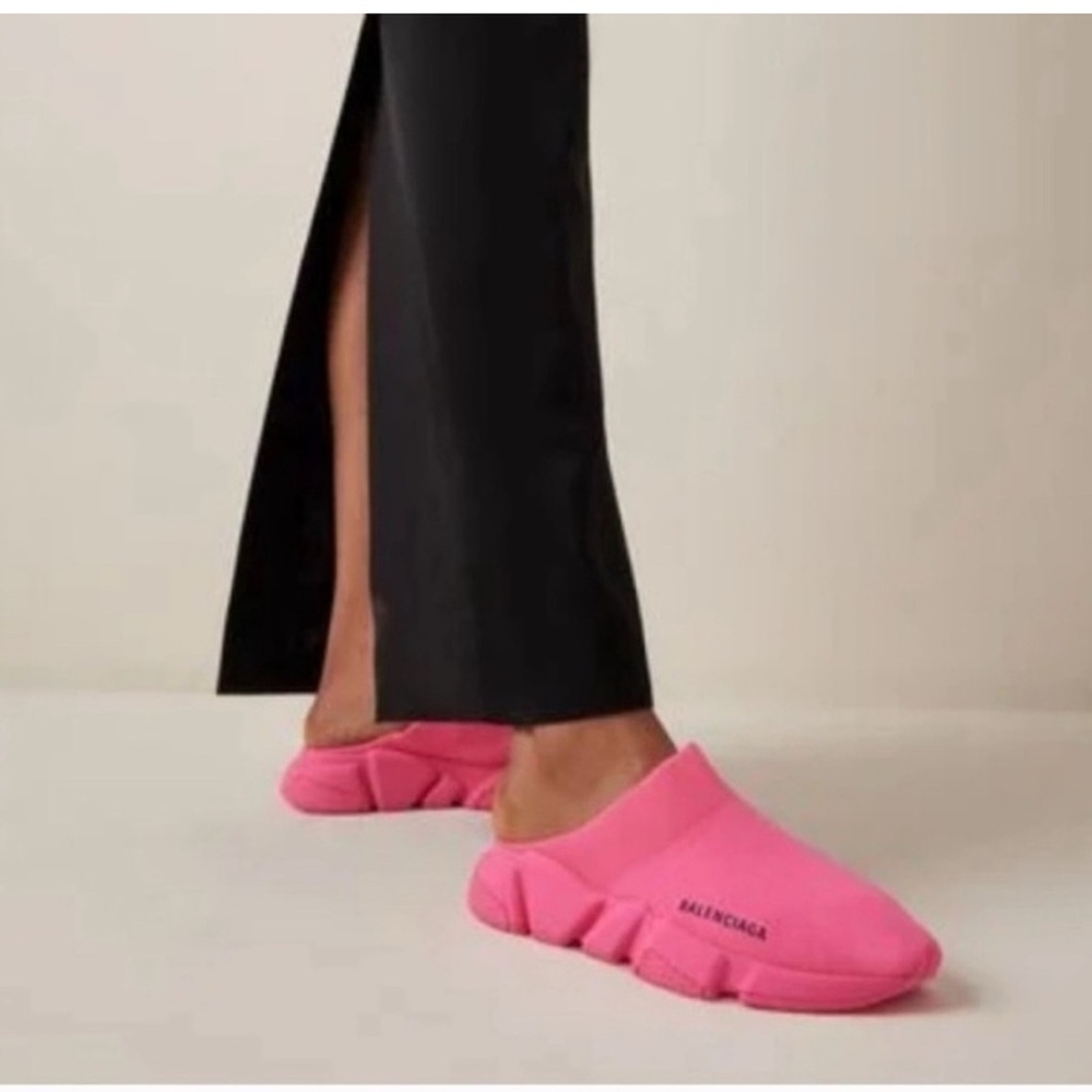 Balenciaga Fluo Pink Speed Mule